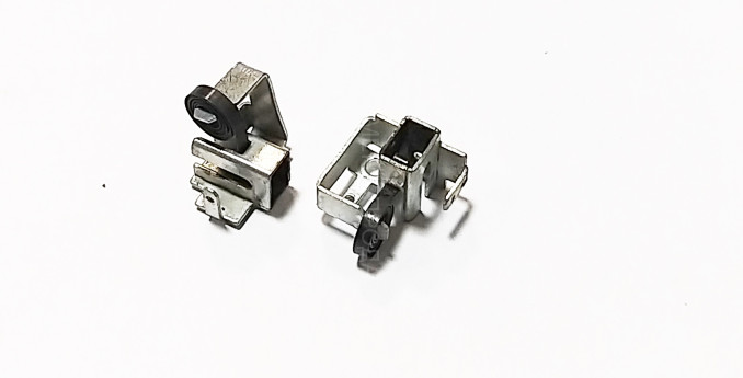 Щеткодержатели для УШМ DEFORT DAG-910-B (2017)